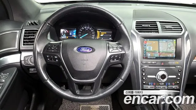 Ford Explorer 2019 — фото 13