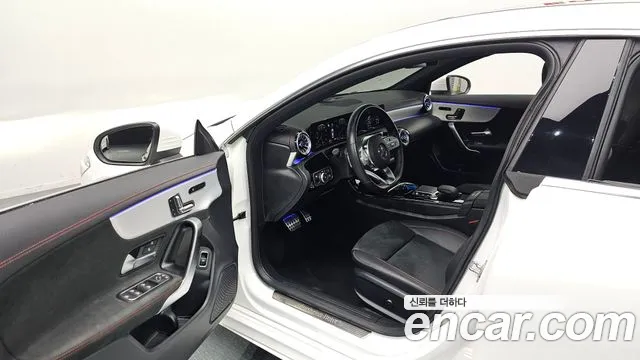 Mercedes-Benz CLA-Class 2023 — фото 11