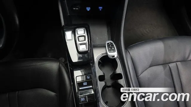 Hyundai Sonata 2023 — фото 9