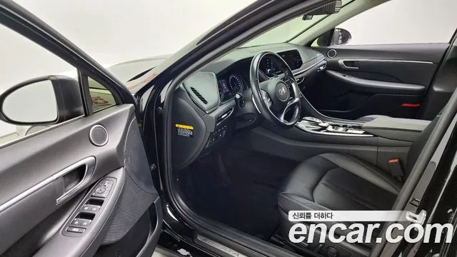 Hyundai Sonata 2020 — фото 10