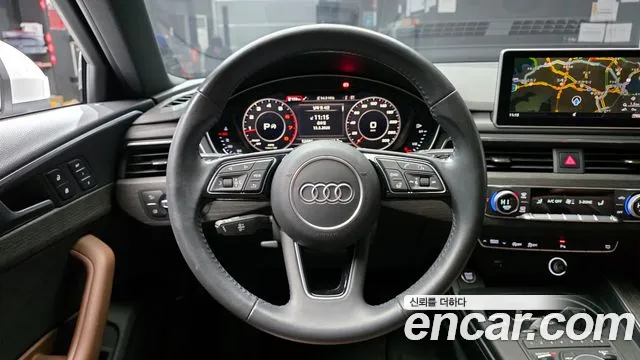 Audi A4 2019 — фото 13