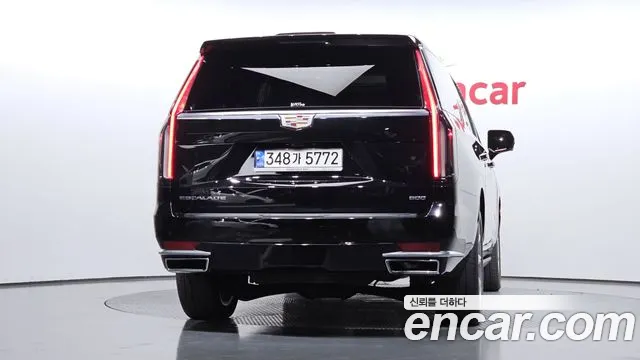 Cadillac Escalade 2022 — фото 4