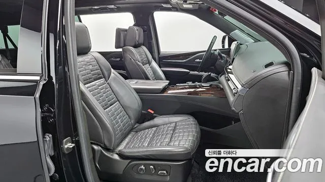 Cadillac Escalade 2022 — фото 10