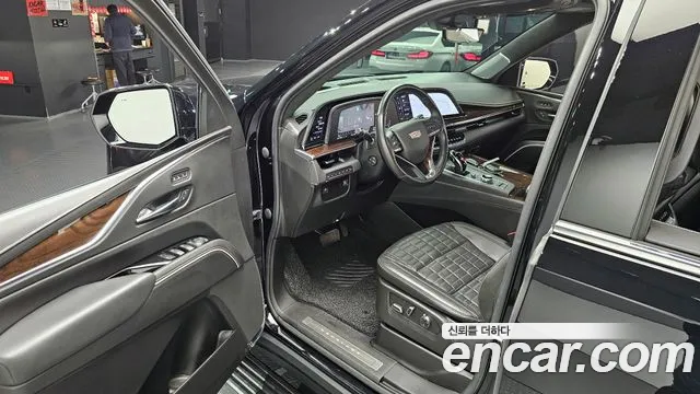Cadillac Escalade 2022 — фото 11