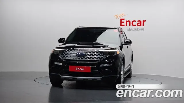 Ford Explorer 2023 — фото 3
