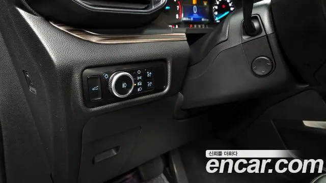 Ford Explorer 2023 — фото 17