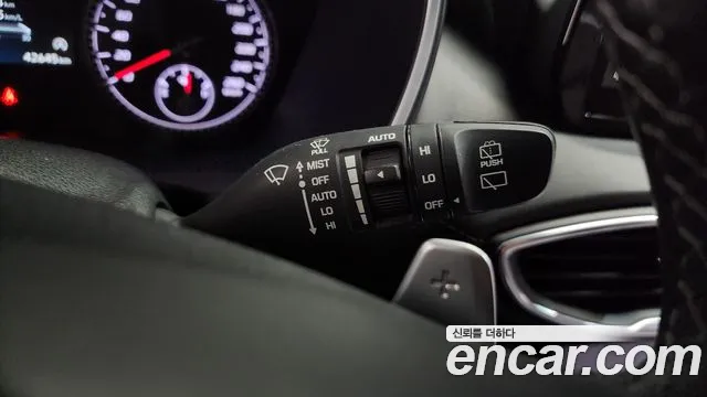 Hyundai Santafe 2022 — фото 14