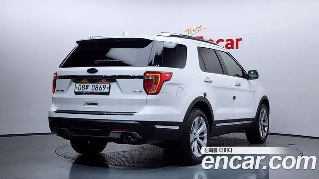 Ford Explorer 2019 — фото 2