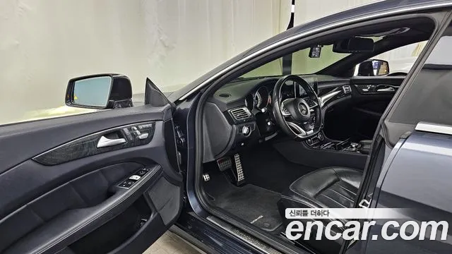 Mercedes-Benz CLS-Class 2015 — фото 10