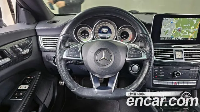 Mercedes-Benz CLS-Class 2015 — фото 13