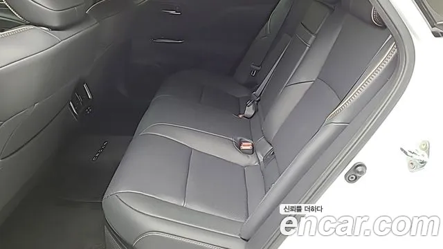 Toyota Crown 2025 — фото 11