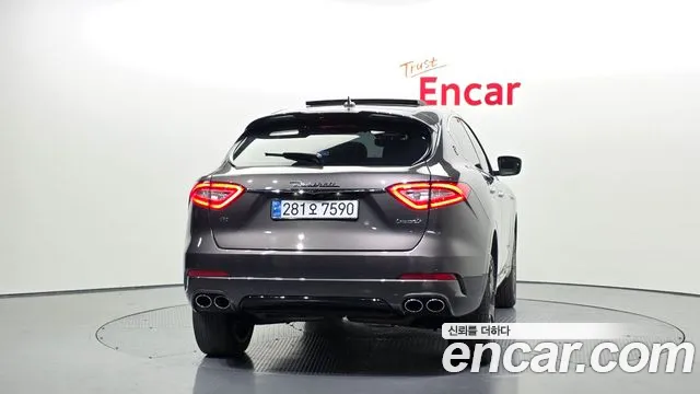 Maserati Levante 2018 — фото 4
