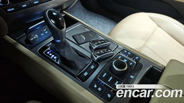 Hyundai Genesis 2016 — фото 9