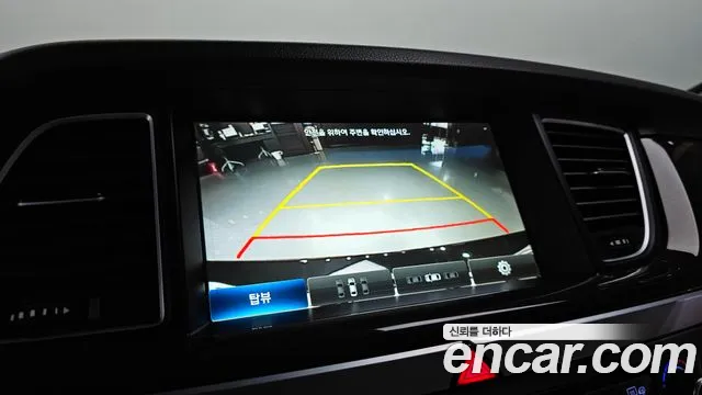 Hyundai Genesis 2016 — фото 15