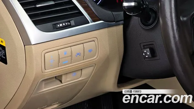 Hyundai Genesis 2016 — фото 16