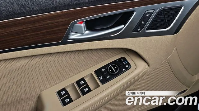 Hyundai Genesis 2016 — фото 17