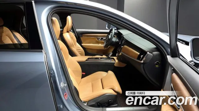 Volvo S90 2019 — фото 10