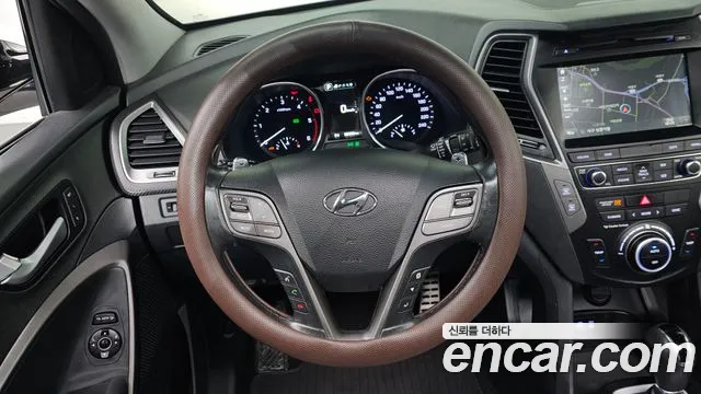 Hyundai Santafe 2017 — фото 13