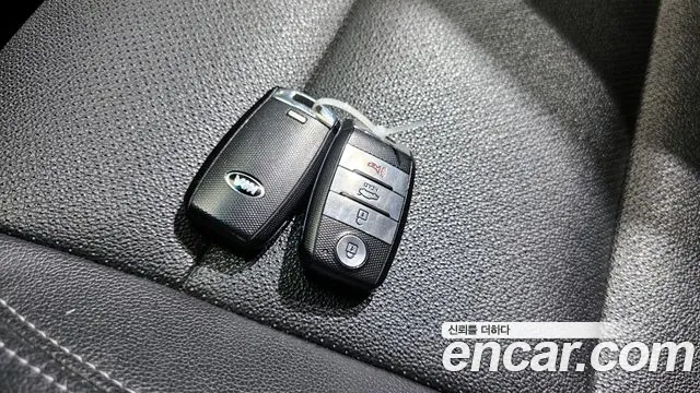 Kia K3 2015 — фото 19