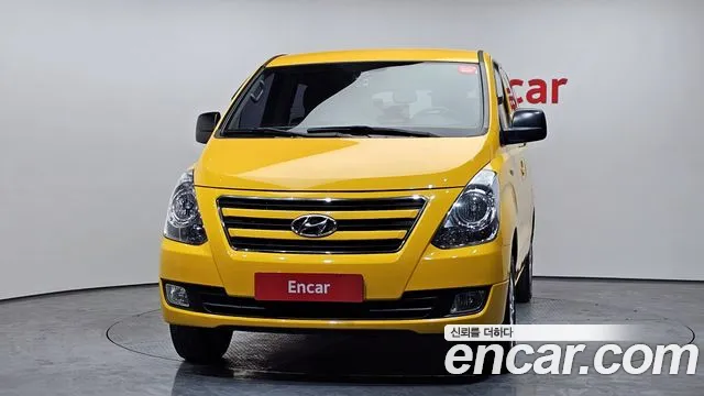 Hyundai Starex 2016 — фото 3