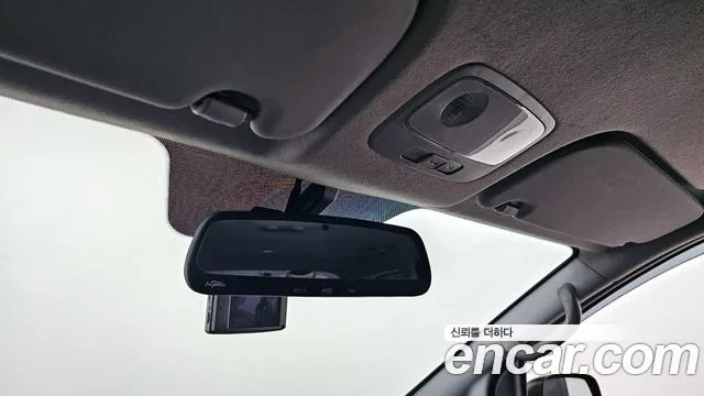 Hyundai Starex 2016 — фото 17