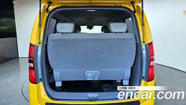 Hyundai Starex 2016 — фото 20