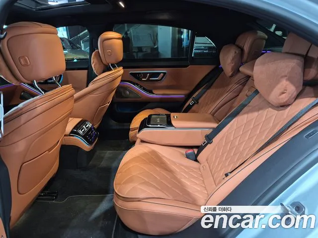 Mercedes-Benz S-Class 2025 — фото 11