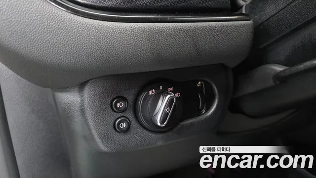 Mini Clubman 2020 — фото 17