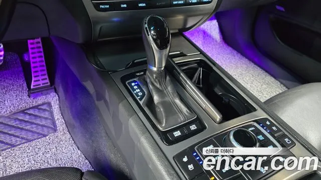 Hyundai Genesis 2015 — фото 9