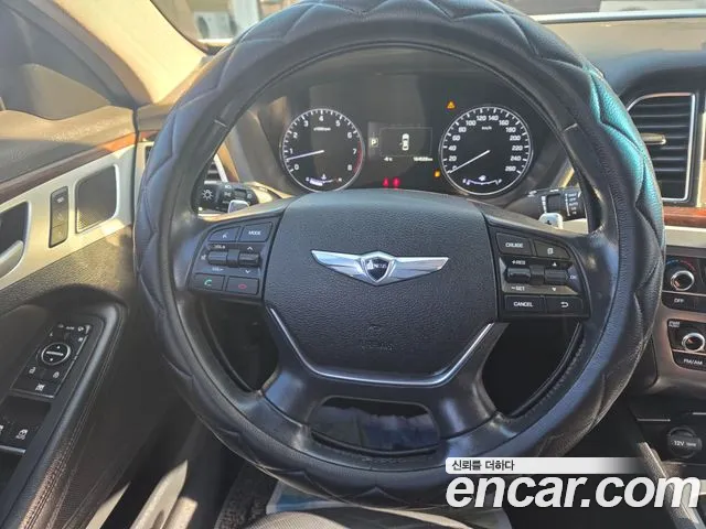 Hyundai Genesis 2015 — фото 10