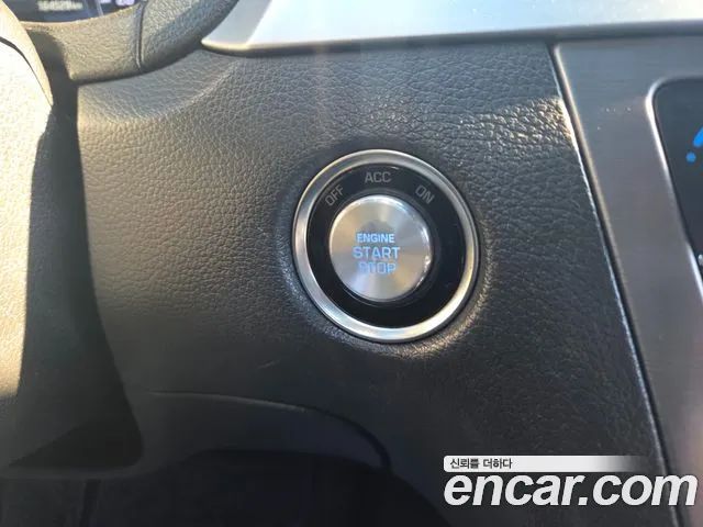 Hyundai Genesis 2015 — фото 16