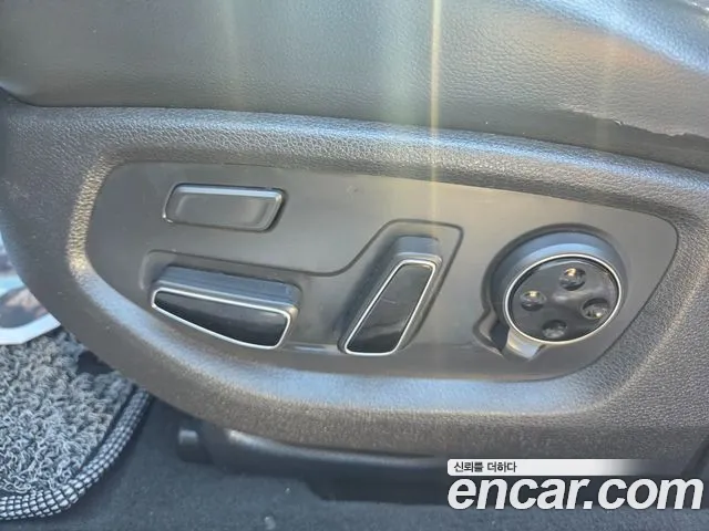 Hyundai Genesis 2015 — фото 17