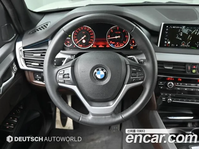 BMW X5 2018 — фото 13