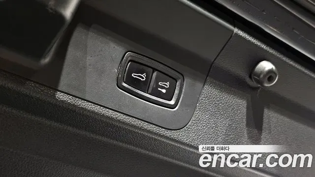 Porsche Panamera 2018 — фото 17