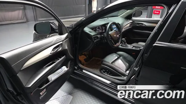 Cadillac ATS 2017 — фото 10
