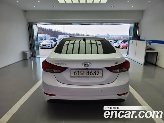Hyundai AVANTE 2015 — фото 4
