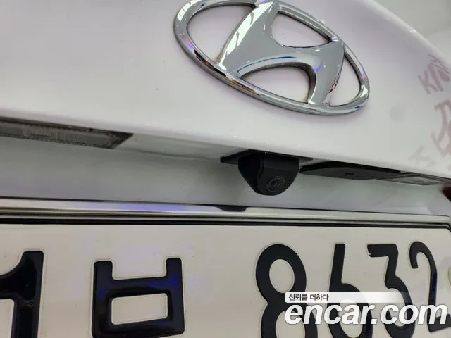Hyundai AVANTE 2015 — фото 14
