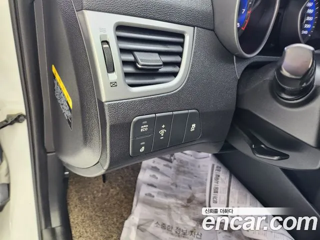 Hyundai AVANTE 2015 — фото 16