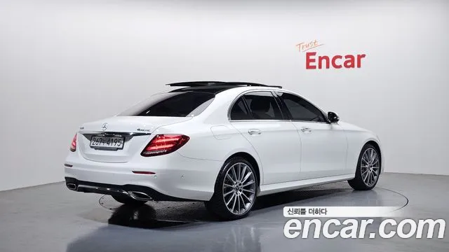 Mercedes-Benz E-Class 2019 — фото 2