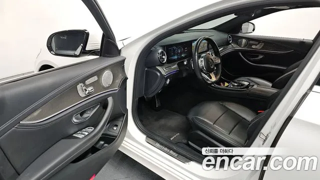 Mercedes-Benz E-Class 2019 — фото 10