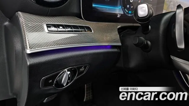 Mercedes-Benz E-Class 2019 — фото 14