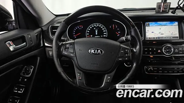 Kia K7 2013 — фото 13