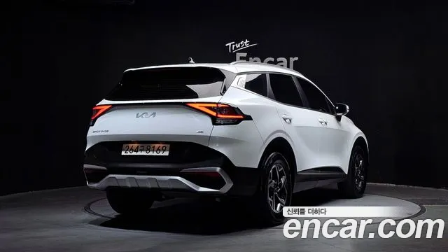 Kia Sportage 2022 — фото 2