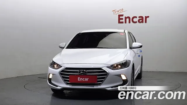 Hyundai AVANTE 2016 — фото 3