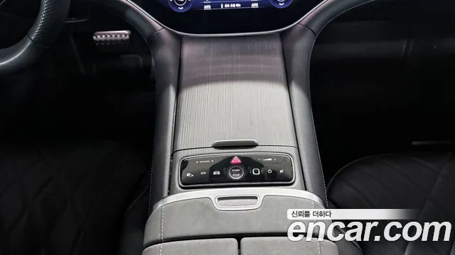 Mercedes-Benz EQS 2023 — фото 9
