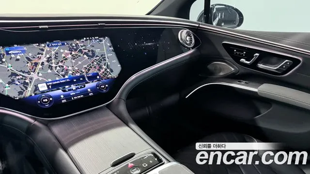 Mercedes-Benz EQS 2023 — фото 13