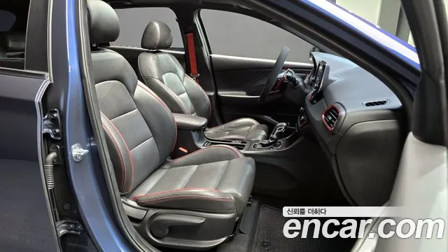 Hyundai i30 2018 — фото 10