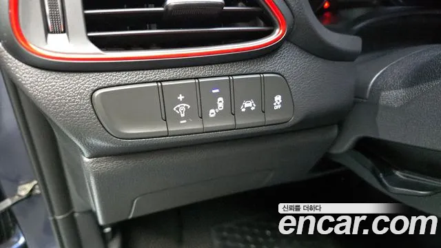 Hyundai i30 2018 — фото 13