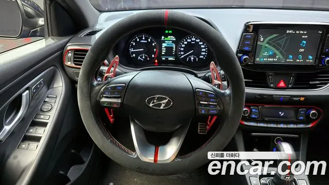 Hyundai i30 2018 — фото 14