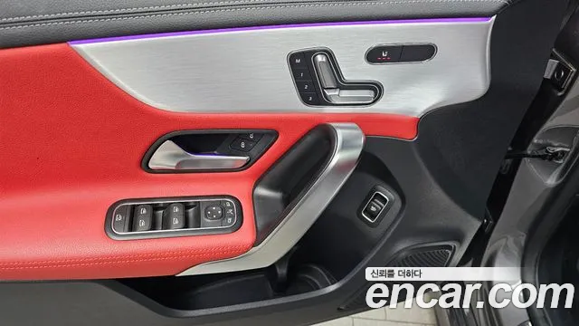 Mercedes-Benz A-Class 2021 — фото 14